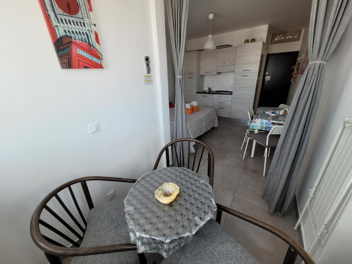 Rosato 2 Sea View Apartment Lignano Sabbiadoro Luaran gambar